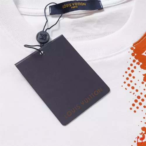 Replica Louis Vuitton LV T-Shirts Short Sleeved For Unisex #1289661 $34.00 USD for Wholesale