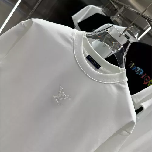 Replica Louis Vuitton LV T-Shirts Short Sleeved For Unisex #1292009 $45.00 USD for Wholesale