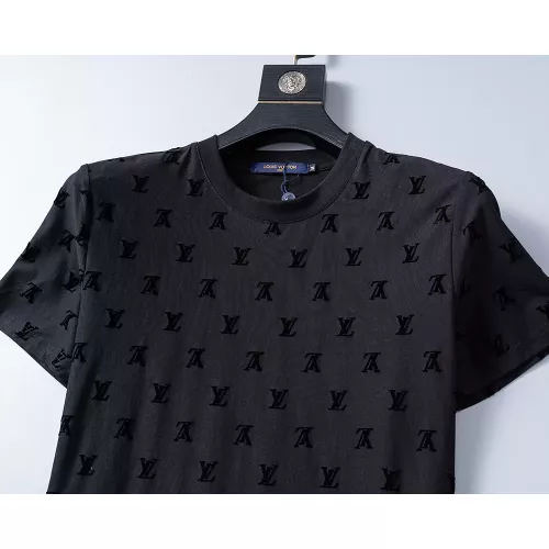 Replica Louis Vuitton LV T-Shirts Short Sleeved For Men #1294439 $25.00 USD for Wholesale