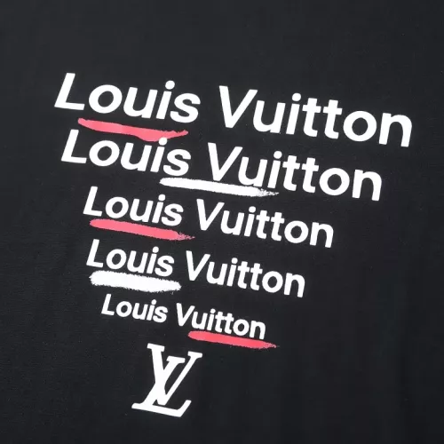 Replica Louis Vuitton LV T-Shirts Short Sleeved For Men #1299018 $29.00 USD for Wholesale