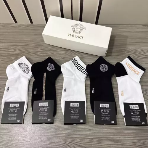 Wholesale Versace Socks #1300601 $25.00 USD, Wholesale Quality Replica Versace Socks