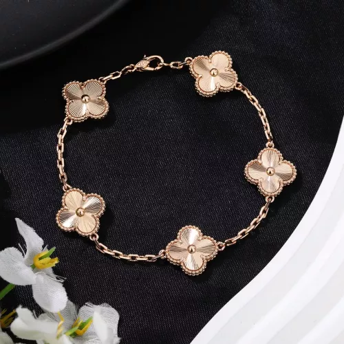 Wholesale Van Cleef &amp; Arpels Bracelets For Women #1301533 $34.00 USD, Wholesale Quality Replica Van Cleef &amp; Arpels Bracelets