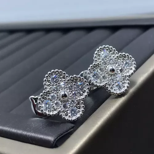 Wholesale Van Cleef &amp; Arpels Earrings For Women #1301570 $32.00 USD, Wholesale Quality Replica Van Cleef &amp; Arpels Earrings