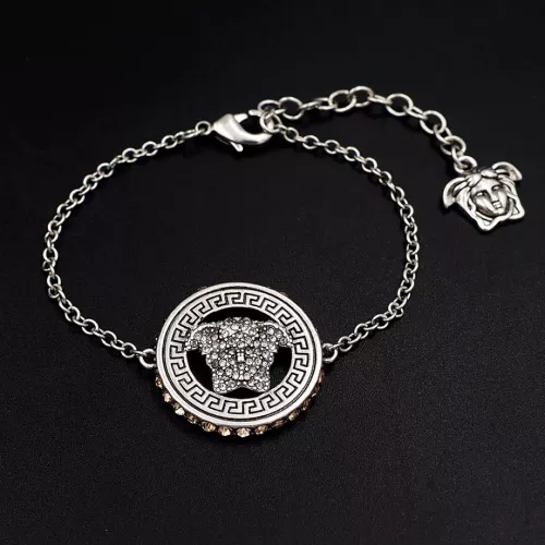 Wholesale Versace Bracelets #1302446 $25.00 USD, Wholesale Quality Replica Versace Bracelets