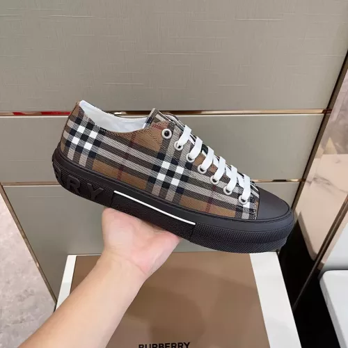 Replica Burberry Casual Shoes For Men #1303473 $76.00 USD for Wholesale