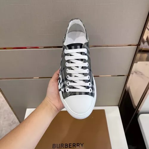 Replica Burberry Casual Shoes For Men #1303476 $82.00 USD for Wholesale