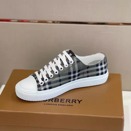 Replica Burberry Casual Shoes For Men #1303476 $82.00 USD for Wholesale