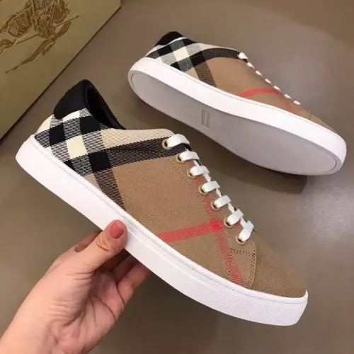 Replica Burberry Casual Shoes For Men #1303543 $76.00 USD for Wholesale