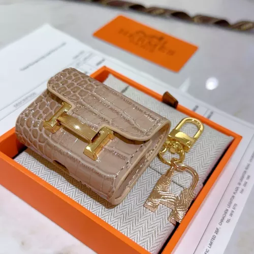 Replica Hermes Key Holder And Bag Buckle #1312362 $42.00 USD for Wholesale
