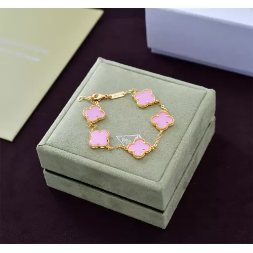 Wholesale Van Cleef &amp; Arpels Bracelets For Women #1313593 $22.00 USD, Wholesale Quality Replica Van Cleef &amp; Arpels Bracelets