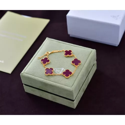 Wholesale Van Cleef &amp; Arpels Bracelets For Women #1313595 $22.00 USD, Wholesale Quality Replica Van Cleef &amp; Arpels Bracelets