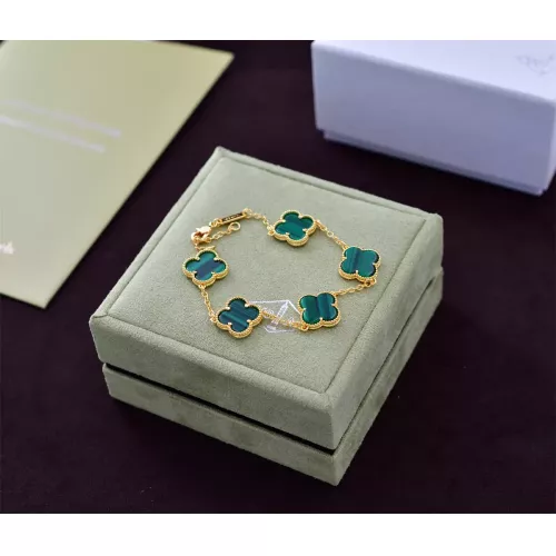 Wholesale Van Cleef &amp; Arpels Bracelets For Women #1313603 $22.00 USD, Wholesale Quality Replica Van Cleef &amp; Arpels Bracelets