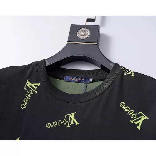 Replica Louis Vuitton LV T-Shirts Short Sleeved For Men #1315541 $25.00 USD for Wholesale
