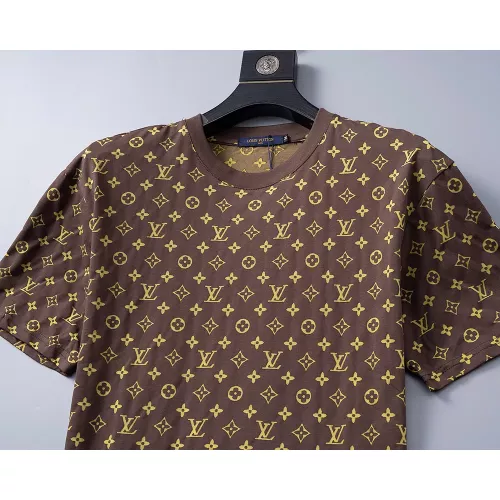 Replica Louis Vuitton LV T-Shirts Short Sleeved For Men #1315548 $25.00 USD for Wholesale