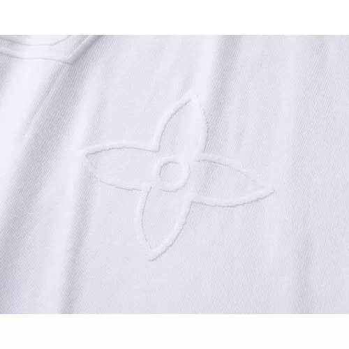 Replica Louis Vuitton LV Tracksuits Short Sleeved For Men #1315585 $45.00 USD for Wholesale
