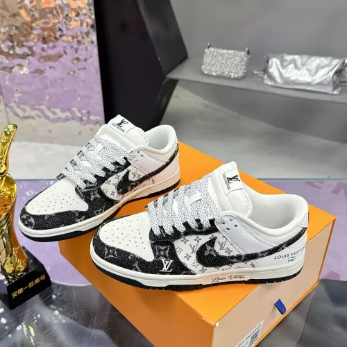 Wholesale Louis Vuitton Casual Shoes For Women #1318231 $105.00 USD, Wholesale Quality Replica Louis Vuitton Casual Shoes