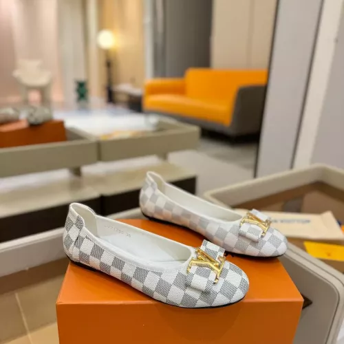 Replica Louis Vuitton Flat Shoes For Women #1320720 $92.00 USD for Wholesale