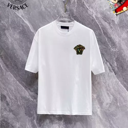 Wholesale Versace T-Shirts Short Sleeved For Unisex #1320978 $25.00 USD, Wholesale Quality Replica Versace T-Shirts