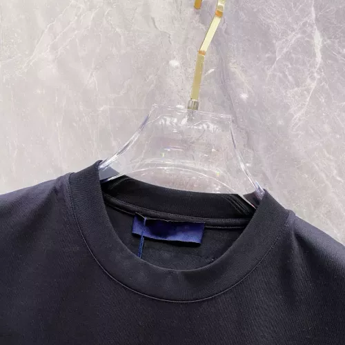 Replica Louis Vuitton LV T-Shirts Short Sleeved For Unisex #1320987 $25.00 USD for Wholesale