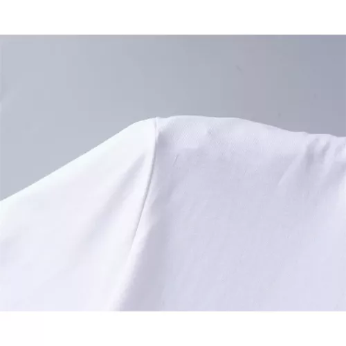 Replica Burberry T-Shirts Short Sleeved For Unisex #1321562 $34.00 USD for Wholesale
