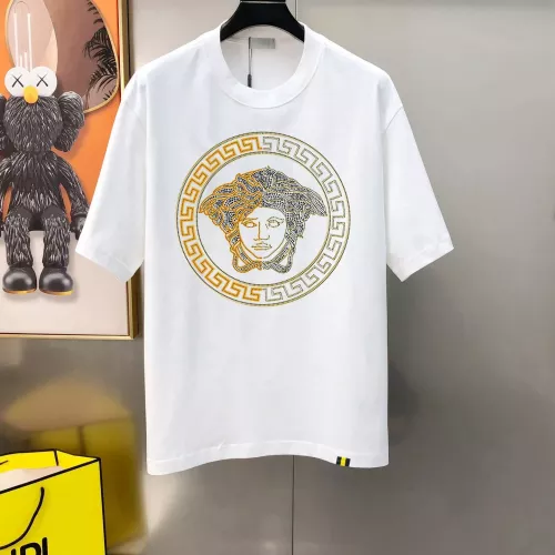 Wholesale Versace T-Shirts Short Sleeved For Men #1321732 $40.00 USD, Wholesale Quality Replica Versace T-Shirts