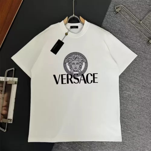 Wholesale Versace T-Shirts Short Sleeved For Unisex #1322143 $45.00 USD, Wholesale Quality Replica Versace T-Shirts