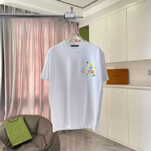 Replica Louis Vuitton LV T-Shirts Short Sleeved For Unisex #1322145 $42.00 USD for Wholesale