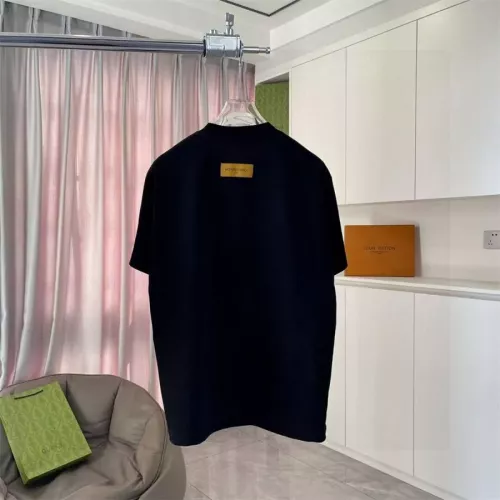 Replica Louis Vuitton LV T-Shirts Short Sleeved For Unisex #1322152 $42.00 USD for Wholesale