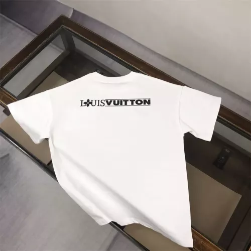 Replica Louis Vuitton LV T-Shirts Short Sleeved For Unisex #1322153 $42.00 USD for Wholesale