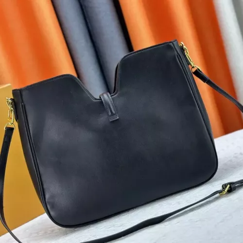 Replica Louis Vuitton AAA Quality Messenger Bags For Women #1322186 $80.00 USD for Wholesale
