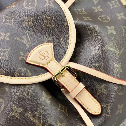Replica Louis Vuitton AAA Quality Messenger Bags For Women #1322244 $72.00 USD for Wholesale