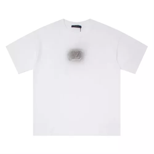 Replica Louis Vuitton LV T-Shirts Short Sleeved For Unisex #1322643 $40.00 USD for Wholesale
