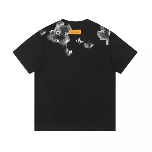 Replica Louis Vuitton LV T-Shirts Short Sleeved For Unisex #1322659 $34.00 USD for Wholesale