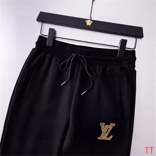 Replica Louis Vuitton LV Tracksuits Long Sleeved For Men #1322982 $96.00 USD for Wholesale