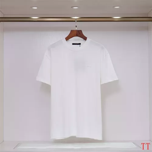 Replica Louis Vuitton LV T-Shirts Short Sleeved For Unisex #1323143 $32.00 USD for Wholesale
