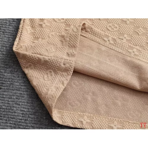 Replica Louis Vuitton LV T-Shirts Short Sleeved For Unisex #1323298 $39.00 USD for Wholesale