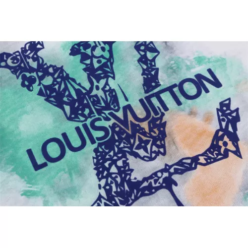 Replica Louis Vuitton LV T-Shirts Short Sleeved For Unisex #1323362 $36.00 USD for Wholesale
