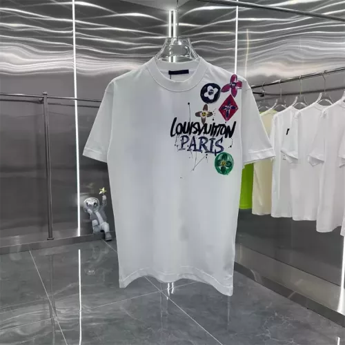 Wholesale Louis Vuitton LV T-Shirts Short Sleeved For Unisex #1323378 $32.00 USD, Wholesale Quality Replica Louis Vuitton LV T-Shirts