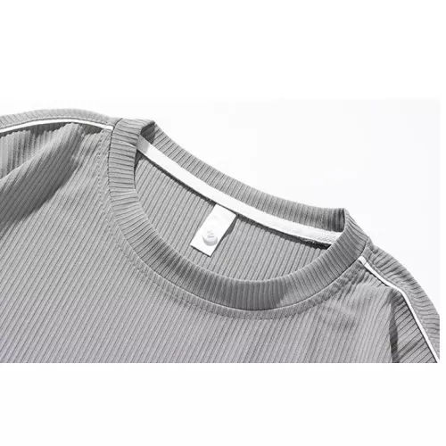 Replica Louis Vuitton LV Tracksuits Short Sleeved For Men #1323668 $48.00 USD for Wholesale