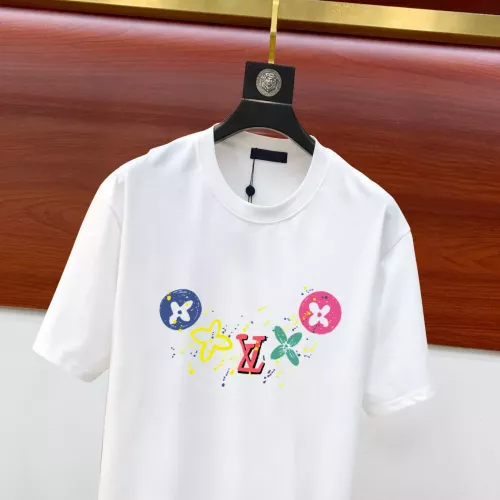 Replica Louis Vuitton LV T-Shirts Short Sleeved For Unisex #1323758 $42.00 USD for Wholesale