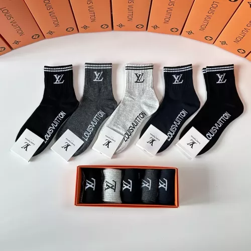 Wholesale Louis Vuitton LV Socks #1324631 $27.00 USD, Wholesale Quality Replica Louis Vuitton LV Socks
