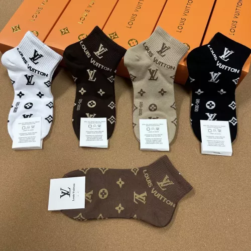 Replica Louis Vuitton LV Socks #1324930 $25.00 USD for Wholesale