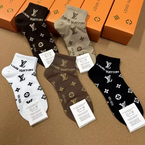 Replica Louis Vuitton LV Socks #1324930 $25.00 USD for Wholesale
