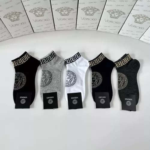 Wholesale Versace Socks #1324970 $27.00 USD, Wholesale Quality Replica Versace Socks