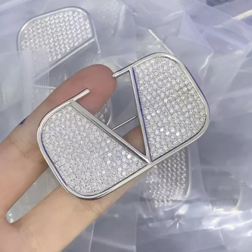 Wholesale Valentino Brooches For Women #1325992 $25.00 USD, Wholesale Quality Replica Valentino Brooches