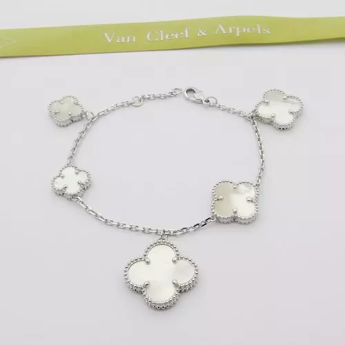 Wholesale Van Cleef &amp; Arpels Bracelets For Women #1326270 $32.00 USD, Wholesale Quality Replica Van Cleef &amp; Arpels Bracelets