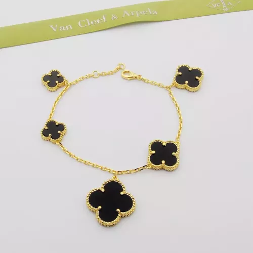 Wholesale Van Cleef &amp; Arpels Bracelets For Women #1326275 $32.00 USD, Wholesale Quality Replica Van Cleef &amp; Arpels Bracelets