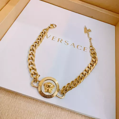 Wholesale Versace Bracelets #1326600 $40.00 USD, Wholesale Quality Replica Versace Bracelets