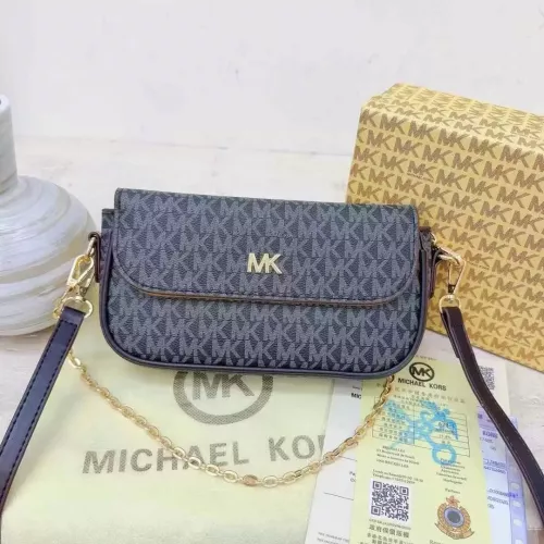 Wholesale Michael Kors Messenger Bags For Women #1326739 $39.00 USD, Wholesale Quality Replica Michael Kors Messenger Bags