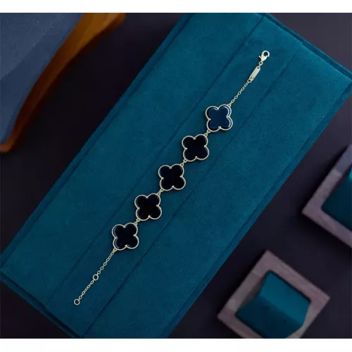 Wholesale Van Cleef &amp; Arpels Bracelets For Women #1327634 $23.00 USD, Wholesale Quality Replica Van Cleef &amp; Arpels Bracelets